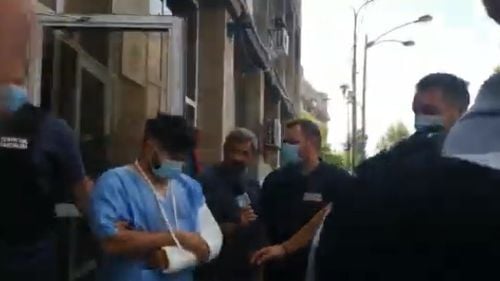VIDEO Procurorii l-au reținut pe presupusul ucigaș al interlopului Emi Pian