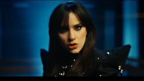 România s-a calificat în finala Eurovision cu melodia ”Choke me” a Alexandrei Căpitănescu / Și Moldova este printre cei 10 finaliști, cu melodia ”Viva, Moldova!”, interpretată de Satoshi
