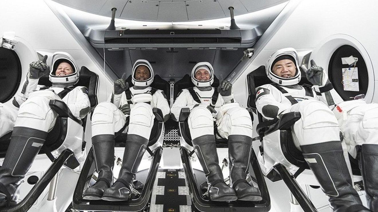 Patru astronauţi au părăsit Staţia Spaţială Internaţională la bordul unei nave SpaceX, către Pământ