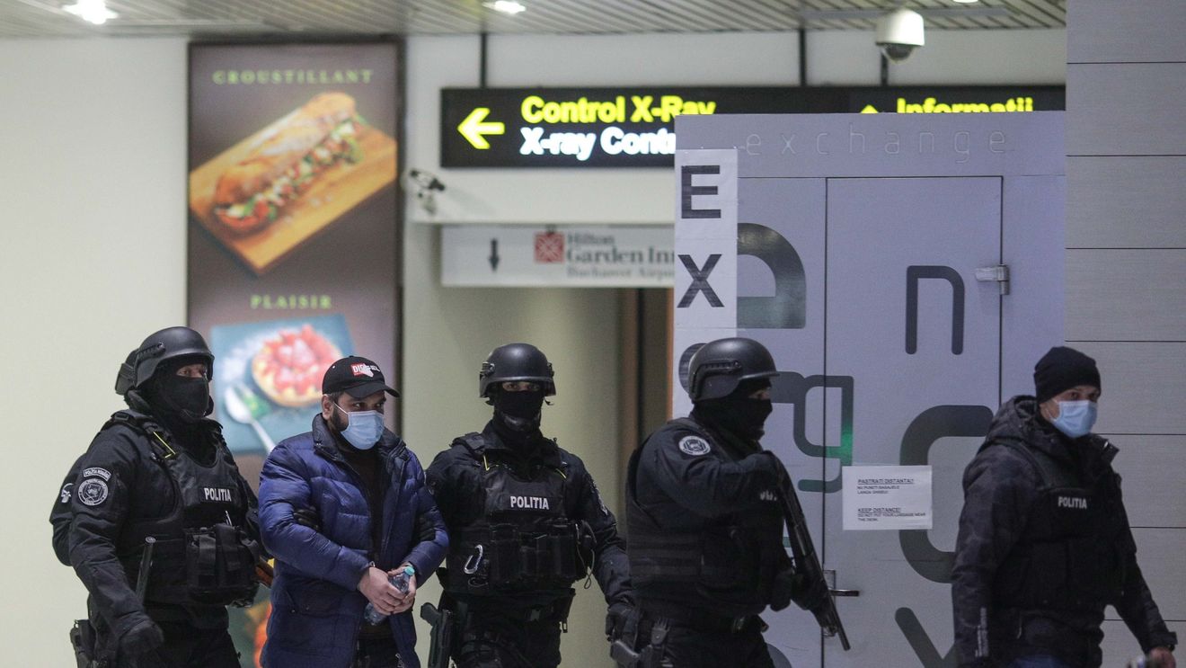 Pedeapsă cu închisoare de la 6 luni la 5 ani pentru cămătari, proiect adoptat tacit de Senat. Urmează votul deputaților