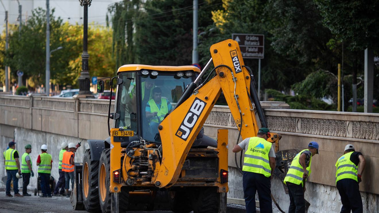 Ploaie de modificări la legislația care privește construcția obiectivelor de interes public - lucrări de apă-canalizare, spitale, grădiniţe, parcări