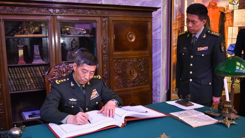 Washingtonul, nemulțumiri legate de decizia Beijingului de a suspenda negocierile privind controlul armelor