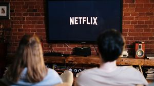 Netflix ar putea introduce un abonament mai ieftin, susţinut de reclame, mai devreme decât era planificat / Compania vrea să combată și partajarea parolelor de către abonați