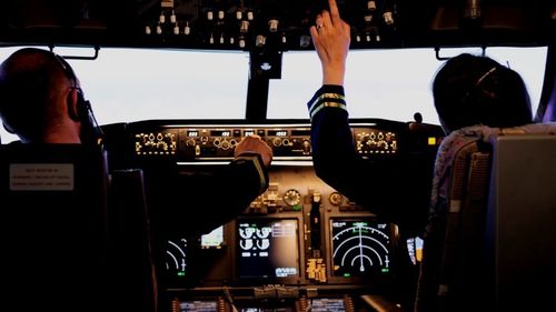 Mai multe consilii judeţene vor să înfiinţeze o companie aeriană internă / Camera de Comerț a României va efectua un studiu de oportunitate