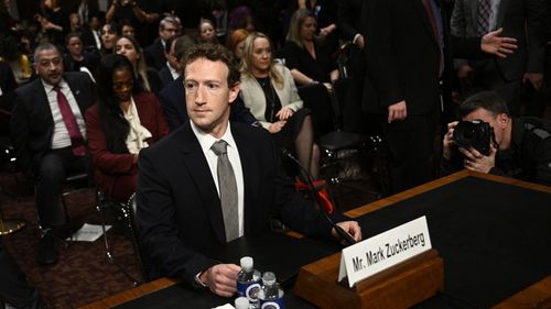 Mark Zuckerberg către părinţii victimelor reţelelor de socializare, la audierea în Congres: „Îmi pare rău pentru tot ceea ce aţi trăit cu toţii”