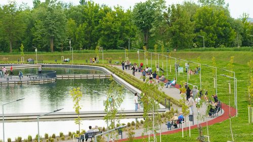 Lacul din Sfântu Gheorghe, reabilitat cu fonduri europene, inaugurat printr-un picnic comunitar / ”Important de știut: focul deschis (grătare), scăldatul și pescuitul sunt strict interzise”