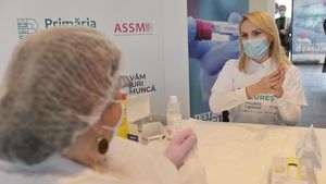 Firea: Nu există nicio motivaţie legală, logică şi umană pentru care e menţinut închis Spitalul Colentina / Nu a avut, ca spital suport COVID, mai mult de 100 de pacienţi în vârf de pandemie/ Starea pacienţilor cronici care erau trataţi la Colentina s-a înrăutăţit