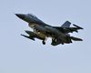 Premieră în războiul din Ucraina: Un F-16 ucrainean doboară pentru prima dată un avion de vânătoare rusesc