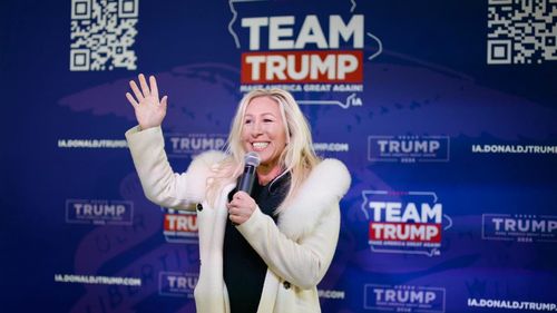 "David Cameron poate să mă pupe în fund": Răspunsul unei reprezentante republicane din Congresul american, susținătoare a lui Donald Trump, la apelul șefului diplomației britanice pentru aprobarea pachetului de ajutor pentru Ucraina