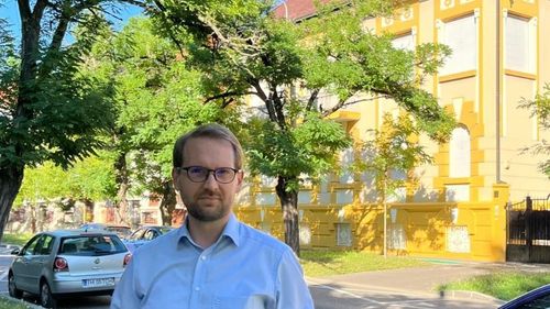 Fritz: Am recâștigat pentru Timișoara prima vilă de pe Bulevardul Loga, furată de niște clanuri prin anii 90. Îi evacuăm pe cei care stau ilegal în proprietatea noastră și apoi facem din ea grădiniță / Luăm dosar cu dosar, teren cu teren, vilă cu vilă