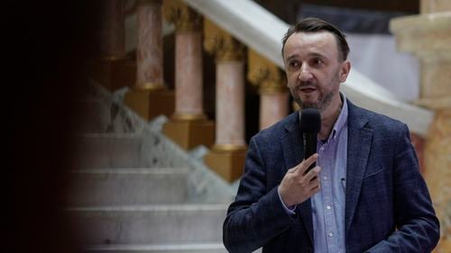 Nu desființați Institutul de Istorie a Religiilor – apel către Academia Română și Guvern lansat de directorul institutului, Eugen Ciurtin