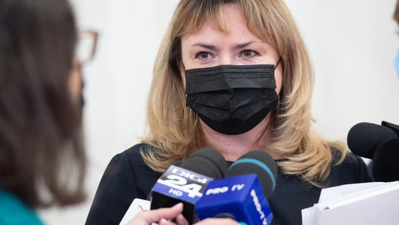 Anca Dragu: Rămânem fermi pe ideea că ar trebui cerut vot pe întregul Guvern
