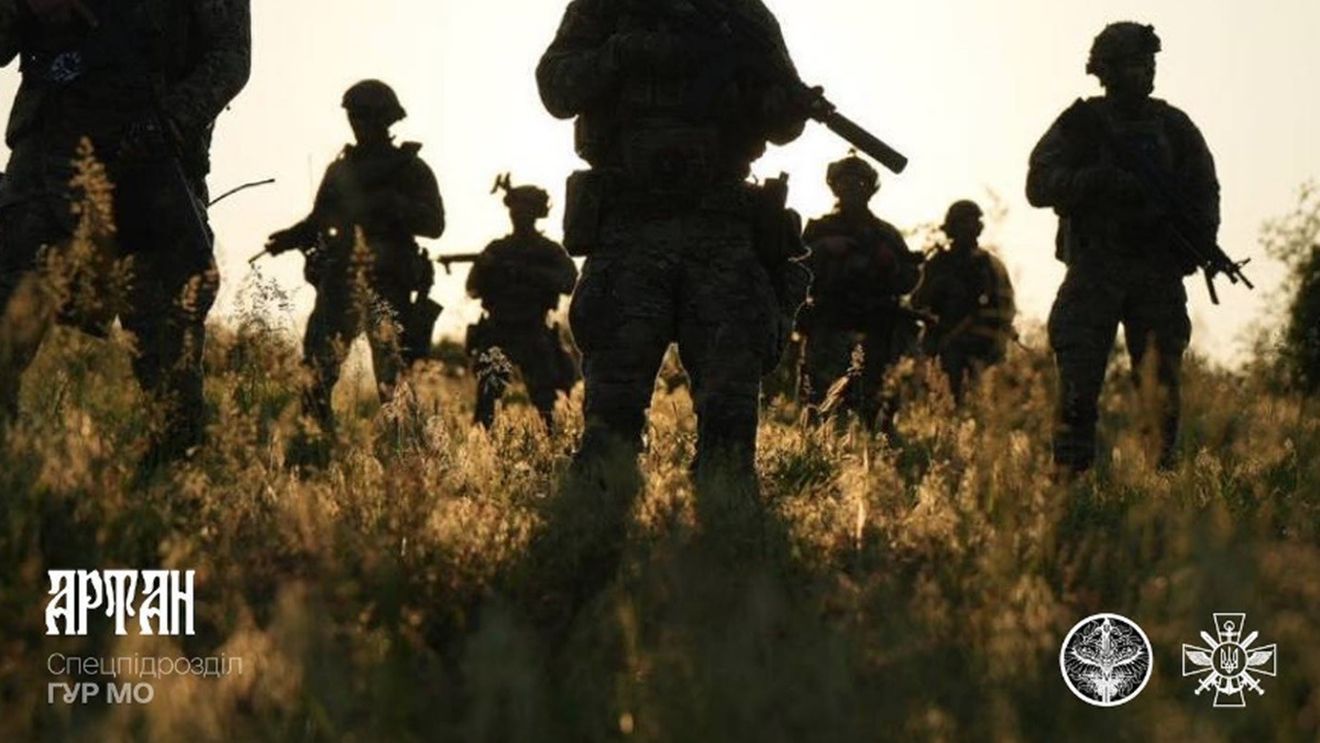 "Ne îngropăm de vii în pământ pentru a ne împăca cu moartea". Cum se antrenează și ce misiuni desfășoară soldații din Serviciul de informații militare al Ucrainei (GUR)