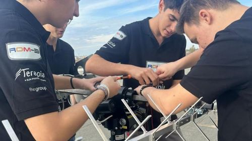 Al doilea satelit românesc construit de elevi, ROM-3, a ajuns pe orbită și este operațional