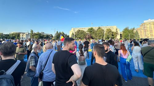 Live Protest în Piața Victoriei de la ora 19.00: „România e sub asediu. Este nevoie IAR de fiecare dintre noi” / „Când sună Lia, România onestă iese în stradă să apere democrația”