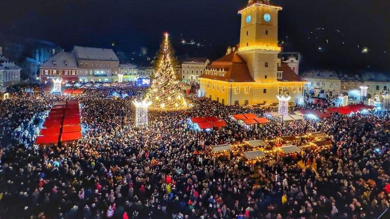 Petiție lansată de primar pentru a limita accesul auto în Centrul Istoric al Braşovului în weekend / Aproape jumătate din maşinile aflate în centru în vacanţa de 1 Decembrie erau din alte judeţe / Cere restricții