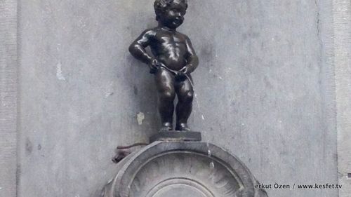 Primăria din Bruxelles a renunțat la ideea de a-l îmbrăca pe Manneken Piss într-o ținută inspirată de Michael Jackson, după acuzațiile de pedofilie la adresa starului pop decedat