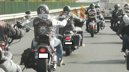 Liderii bandei de motocicliști Hell's Angels, implicați în spălare de bani prin tranzacții cu iahturi și automobile de lux în criptomonede. Agenți infiltrați au expus infracțiunile