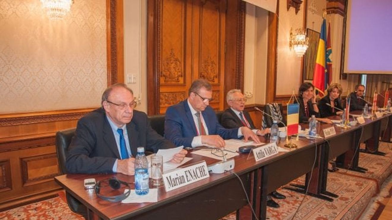 Ce salarii au judecătorii de la CCR? Președintele CCR a avut, cumulând salariul cu pensia specială, venituri de peste 800.000 lei în 2022