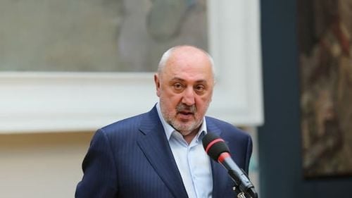 De ce nu au reuşit ruşii de la Alro să vândă pe piaţa de capital pachetul majoritar al producătorului de aluminiu evaluat la aproape 1 miliard de euro