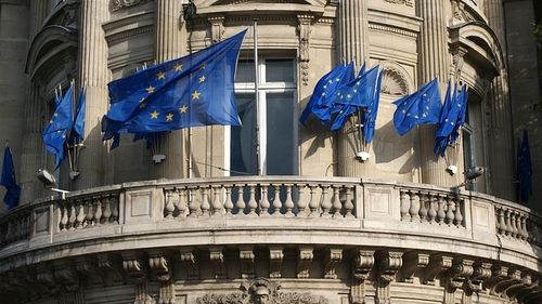 Consiliul European: mod de întrebuințare / Decizia-cheie va fi săptămâna aceasta dacă se acordă Ucrainei, Moldovei -- și posibil Bosniei -- undă verde pentru a începe negocierile de aderare la UE