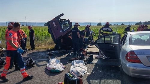 Raed Arafat, despre accidentul de pe DN2: Printre cei 7 decedați sunt și 2 minori/ Purtătorul de cuvânt al Spitalului Bacău: Au fost aduși la noi cinci pacienți, sunt foarte grav unii dintre ei