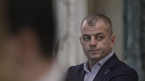 SURSE Costel Barbu, secretarul general adjunct al Guvernului, audiat ca martor la DNA în Dosarul Unifarm