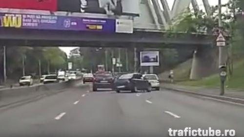 VIDEO Şoferul cu Touareg ce a lovit intenţionat, în 2015, o maşină în zona Fântânii Mioriţa, condamnat definitiv la 5 ani închisoare pentru tentativă de omor