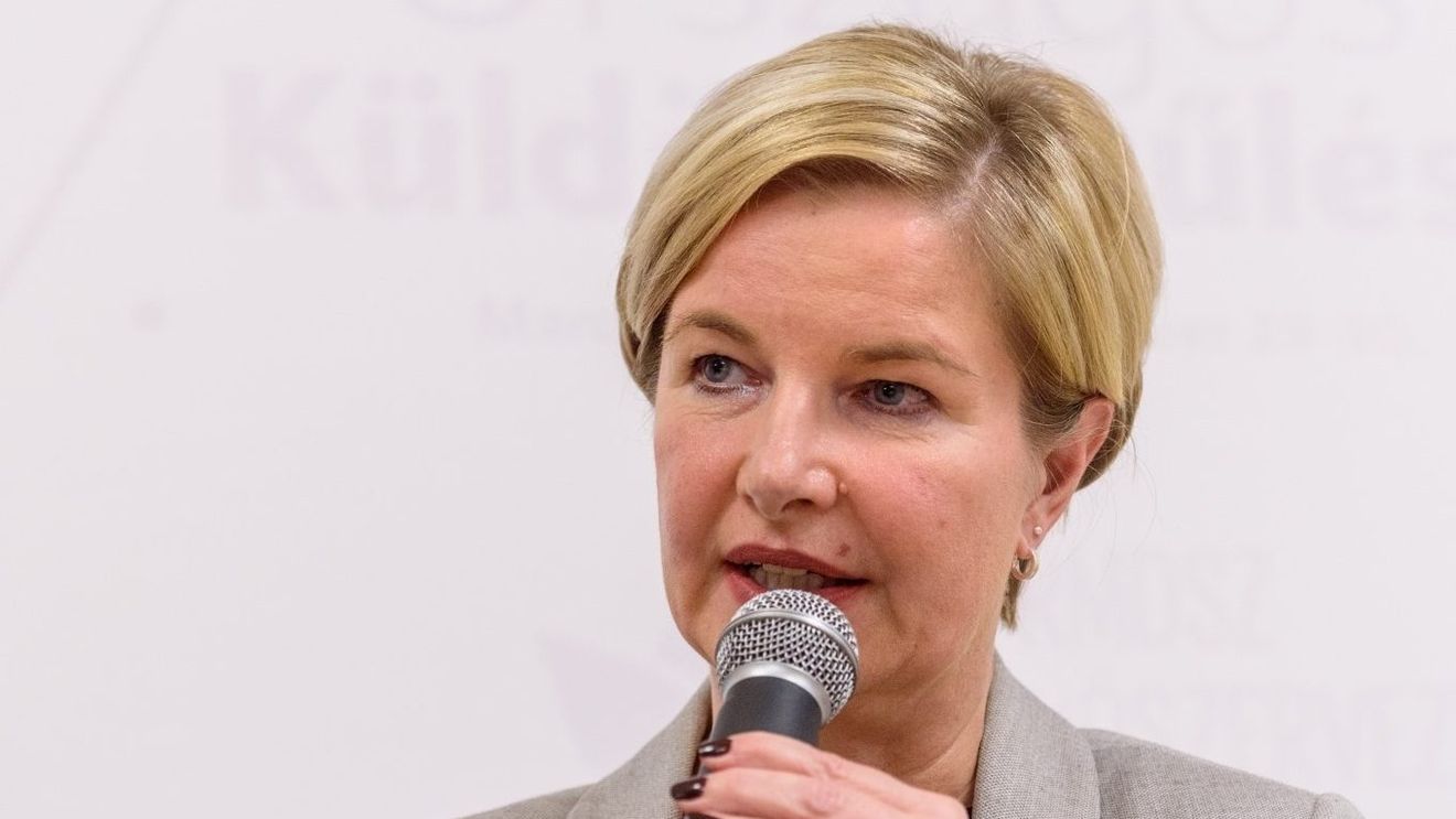 Purtătoarea de cuvânt a UDMR, Hegedus Csilla: Negocierile coaliţiei s-au încheiat astăzi, nu s-a putut conveni persoana premierului