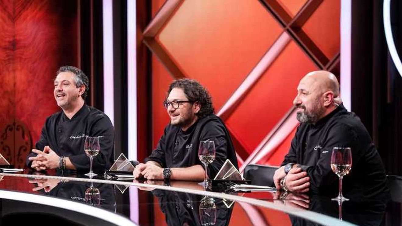 Antena 1 îi dă în judecată pe cei trei Chefi la cuțite pentru că ar fi refuzat să filmeze un nou sezon al emisiunii
