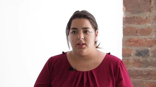 Atlatszo: Abuz sexual mușamalizat la o fundație franciscană pentru protecția copiilor / Povestea cutremurătoare a unui fete care s-a hotărât să vorbească după ce ani de zile a căutat să uite trecutul de coșmar