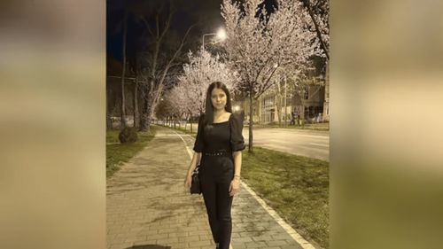 Studenta de la Facultatea de Medicină din Timişoara ar fi fost ucisă de iubitul ei cu 27 sau 28 lovituri de cuţit în zona gâtului şi alte trei în abdomen / Tânăra a luptat cu atacatorul