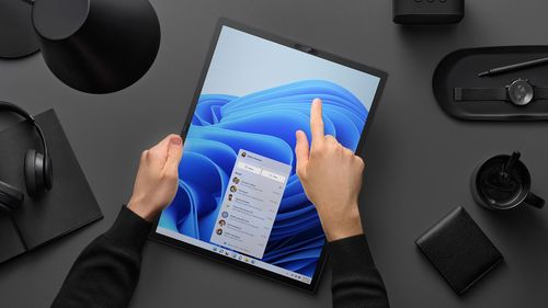 Zenbook 17 Fold OLED (UX9702): viitorul laptopurilor a fost dezvăluit (P)