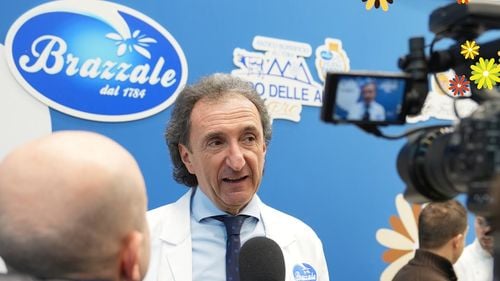 Cea mai veche fabrică de lactate din Italia angajează doar persoane de peste 60 de ani / ”Sunt profesioniști cu mari competențe și nu aș găsi pe nimeni altcineva ca ei” / ”Tinerii? Au avut rezultate dezamăgitoare"
