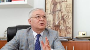 VIDEO Faza zilei: Un candidat la Primăria Buzău a uitat numele partidului din partea căruia candidează