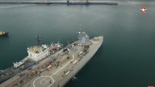 Corveta rusă Pavel Derjavin, avariată în propiere de Sevastopol, port în peninsula ocupată Crimeea