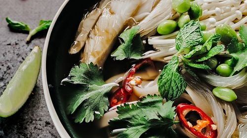 Șapte diete la modă care nu vor funcționa/ Cheia pierderii în greutate nu este în diete nesustenabile, spun experții/ "Creierul deține controlul asupra greutății, nu dumneavoastră"