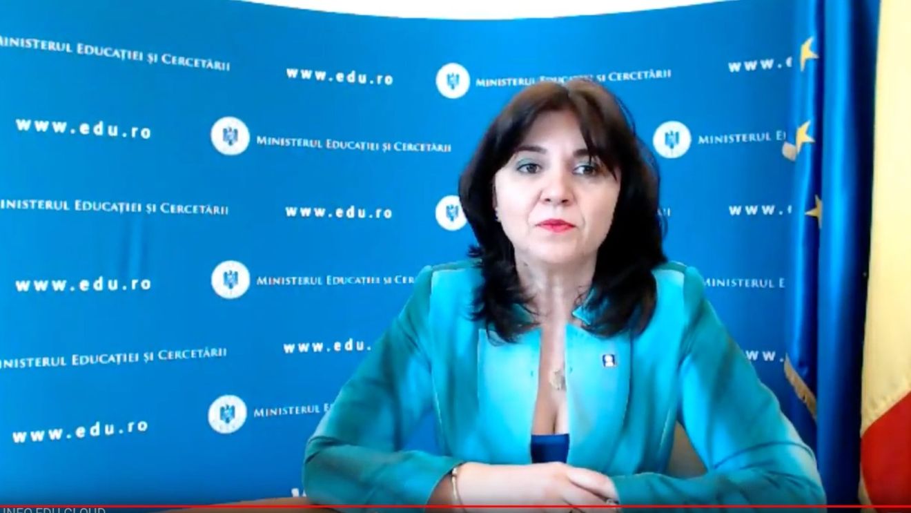 Monica Anisie: Fac apel la calm pentru părinți, elevi, studenți, cadre didactice! Niciun stat din lume nu a pus problema înghețării anului școlar / MEC pregătește modele de subiecte, elevii de clasele a VIII-a și a XII-a să se pregătească pentru examene