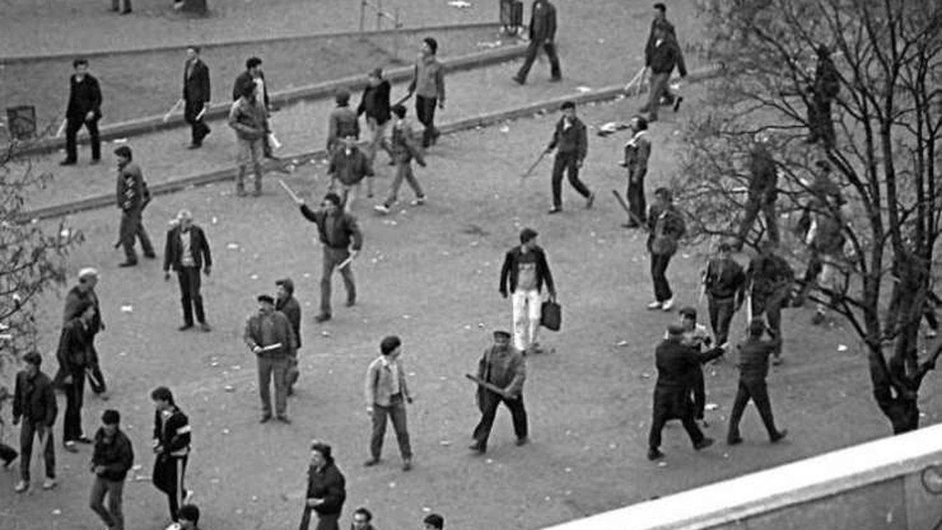 30 de ani de la evenimentele din Târgu Mureș. A riscat România în mod real soarta Iugoslaviei sau a fost o manevră prin care fosta Securitate s-a reinventat?