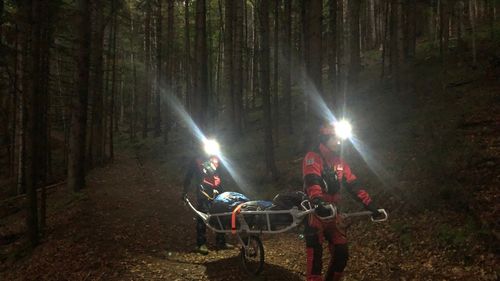 24 de persoane salvate în 24 de ore de salvamontiști/ Șase au ajuns la spital, o persoană a murit