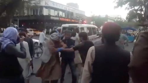 ONU cataloghează atentele teroriste de la Kabul drept un „atac hidos asupra civililor disperați” și spune că cei responsabili trebuie „prinși și aduși în fața justiției”