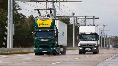 S-a deschis prima autostradă electrificată din Germania. Cum vor circula camioanele electrice