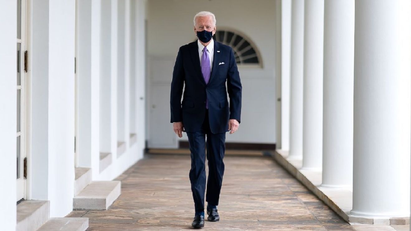 SUA: Senatul a adoptat, exclusiv cu voturile democraţilor, planul de relansare al lui Biden