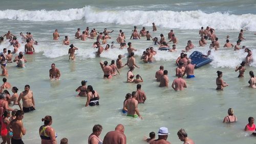 Rezultatele analizelor DSP Constanţa pentru apa de mare din zona Corbu şi Vadu se încadrează în parametrii normali pentru Escherichia coli/ Îmbăierea este permisă