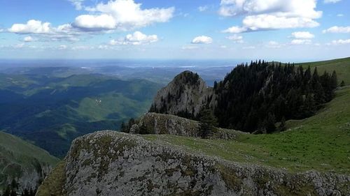 Autoritățile locale din Vâlcea refuză realizarea unui geoparc UNESCO în zona Parcului Naţional Buila - Vânturariţa