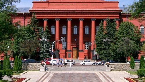 VIDEO Povestea Marinei, studentă din Kiev, aflată pentru două luni la Universitatea București: „Sunt recunoscătoare profesorilor români, dar îmi doresc să rămân în Ucraina”