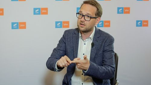 Dominic Fritz, după ce Alina Gorghiu a acuzat USR de ipocrizie, pentru că i-a legitimat pe cei de la AUR: E păcat că alege acum să schimbe subiectul în loc să se poziţioneze clar pe partea democraţiei şi a bunului simţ