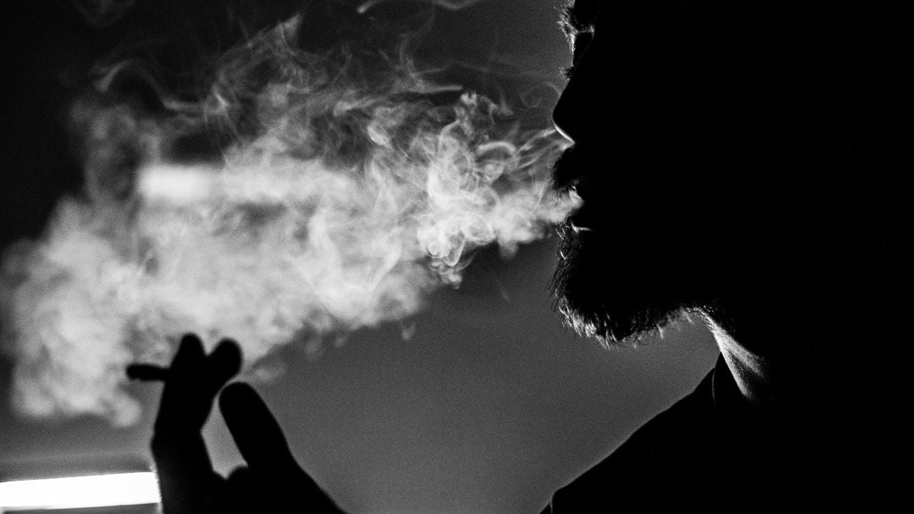 Guvernul de la Londra intenționează să elimine fumatul din Marea Britanie până în 2030