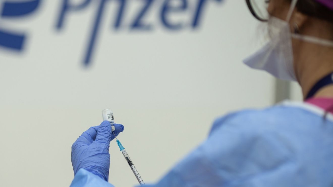 România va primi în luna noiembrie peste 4 milioane de doze de vaccin Pfizer