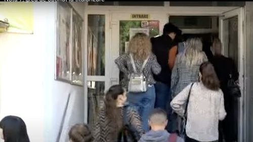 Aproape 40.000 de candidaţi, aşteptaţi, marți, la proba scrisă a concursului naţional de titularizare în învățământul preuniversitar
